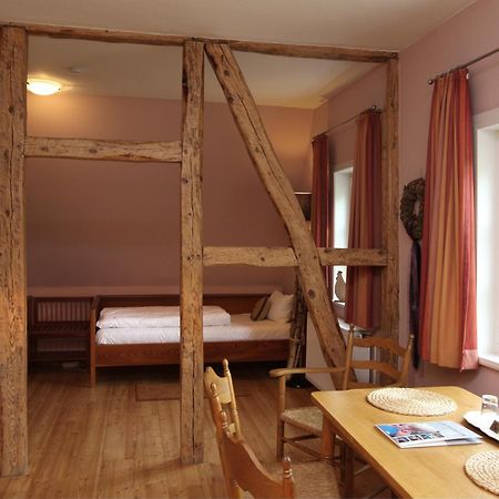 Hotel Hof Tuetsberg بيسبينغين الغرفة الصورة