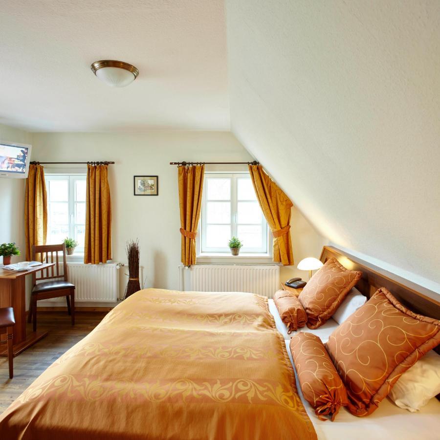 Hotel Hof Tuetsberg بيسبينغين المظهر الخارجي الصورة